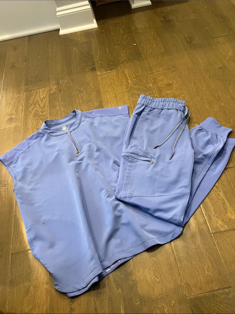 Healing Hands Ceil Blue 2 Pc Scrub Set - Picture 2 of 2